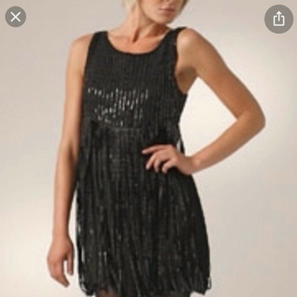 Alice + Olivia Dresses & Skirts - Alice + Olivia Sleeveless Bubble Hem Dress Size XS